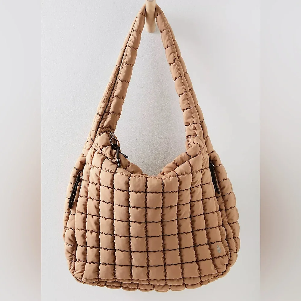 1 LEFT ✨NEW Free People FP Movement Quilted Carryall In Desert Sands - Picture 1 of 11